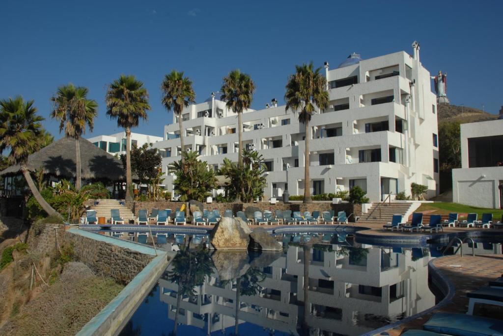 Las Rocas Resort & Spa Rosarito Exterior photo